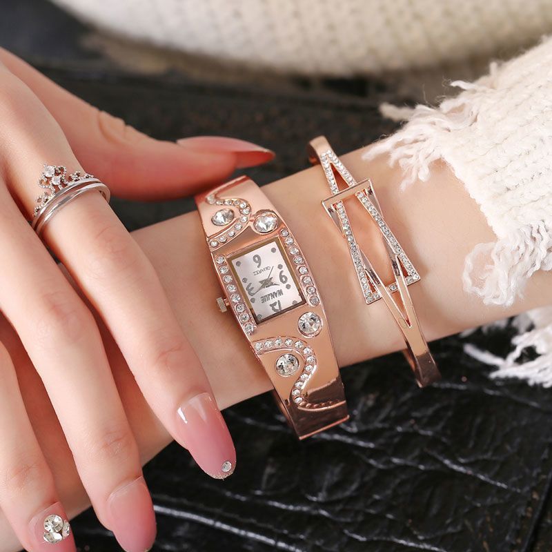 Women Watches Luxury Rose Gold Bracelet Watch Women'S New Square Bracelet Diamond Retro Gold Watch