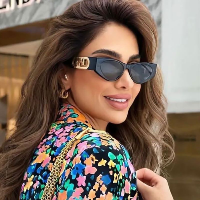 3923 Women's New Small Frame Cat-Eye Sunglasses Outdoor Sunscreen Sunglasses