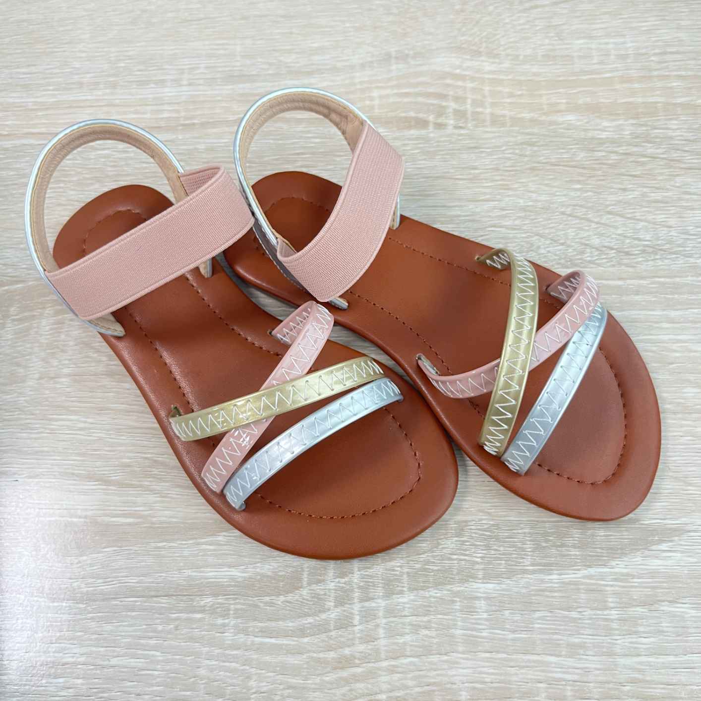 Girls Fashion Versatile Colorful Crossover Sandals