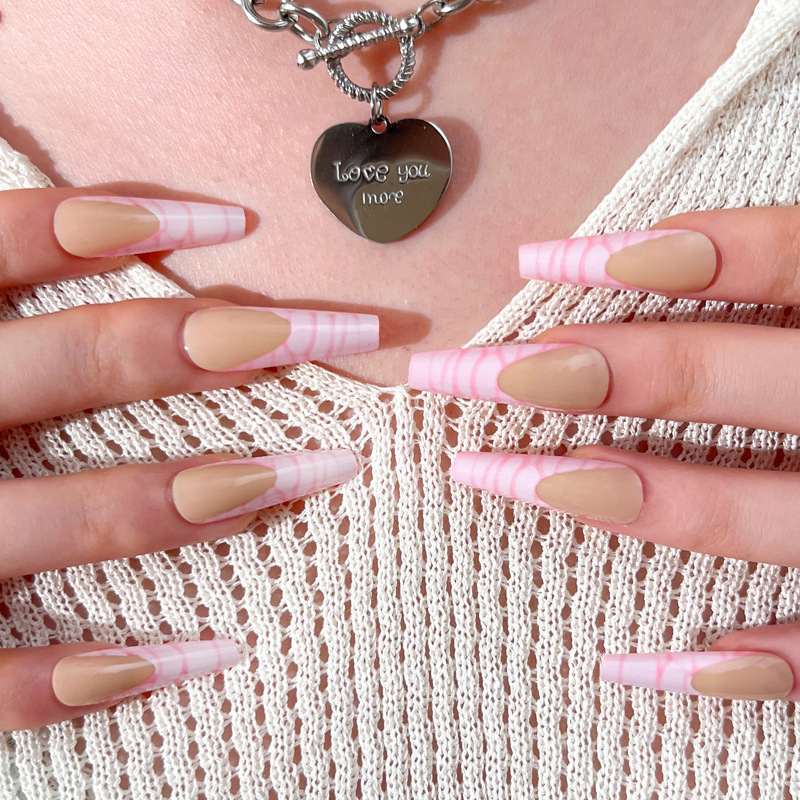 JP1474 24 Pcs Glossy Press on Nails, Super Long Coffin French Pink Crocodile Pattern Fake Nails, Full Cover Artificial False Nails for Women and Girls
