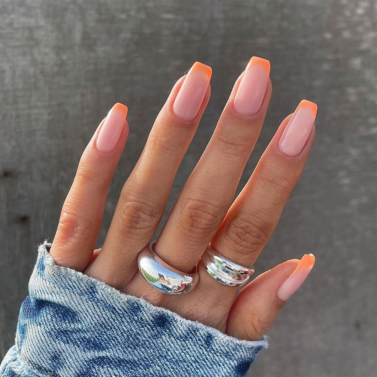 JP1223 24 Pcs Glossy Press on Nails, Medium Length French Square Fake Nails, Acrylics Full Cover False Nails for Women and Girls