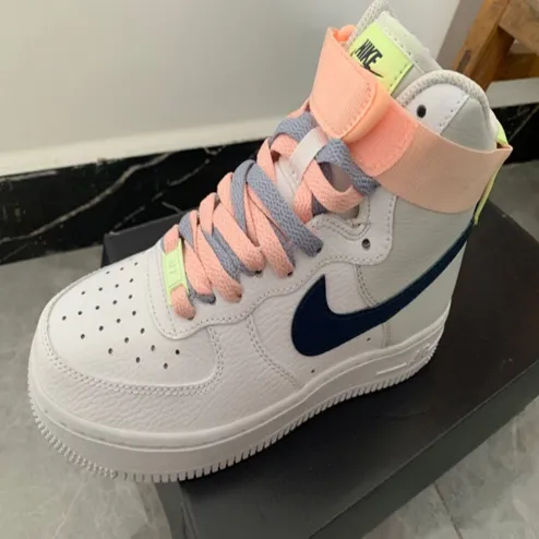 Adapted to the personality Air Force 1 DIY Air Force One small white shoes cute two color wine red mandarin duck shoelaces female TospinoMall online shopping platform in GhanaTospinoMall Ghana online ...