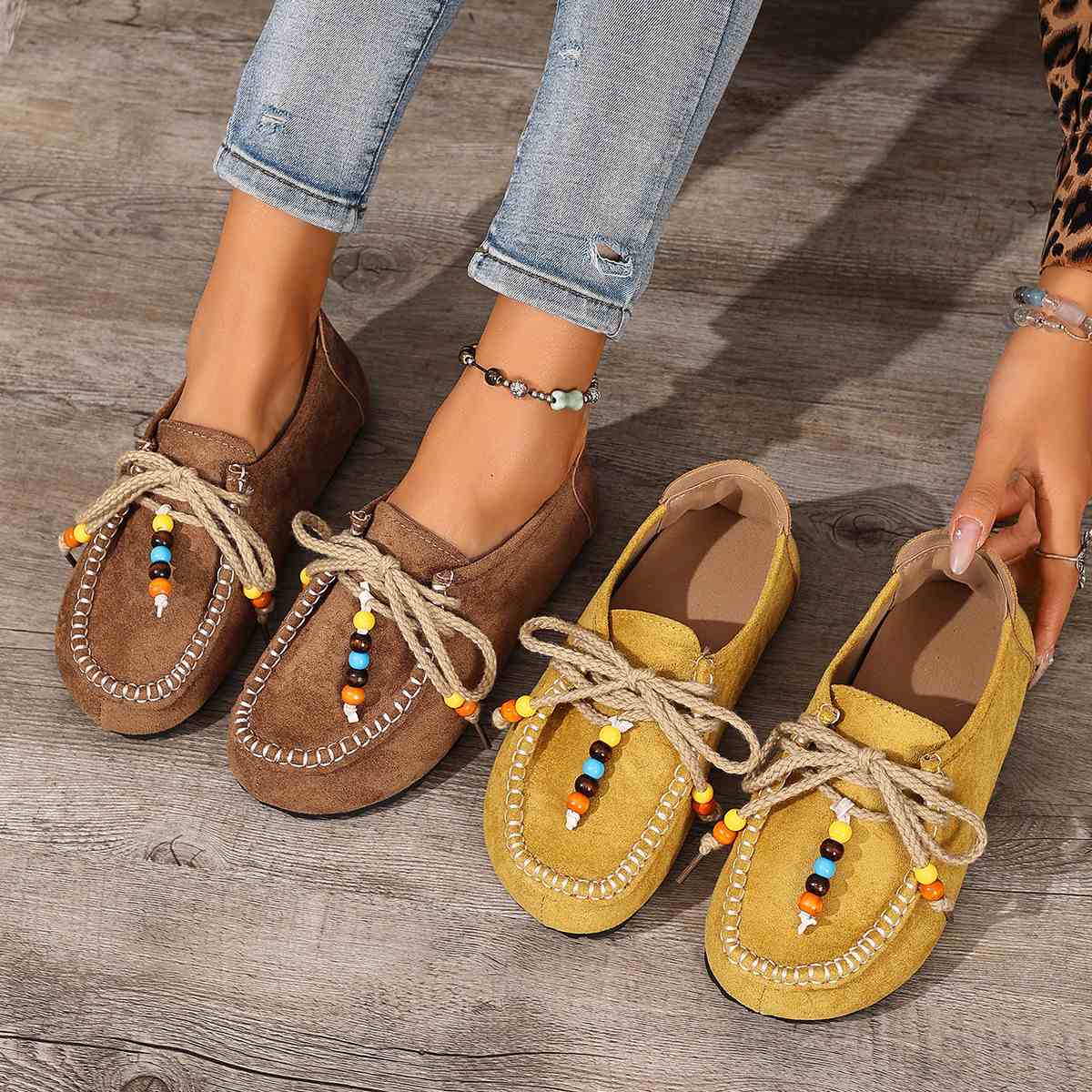 2025 Autumn New Suede Loafers Women's Large Size Round Toe Lace-Up Beaded Decor Vintage Casual Flats