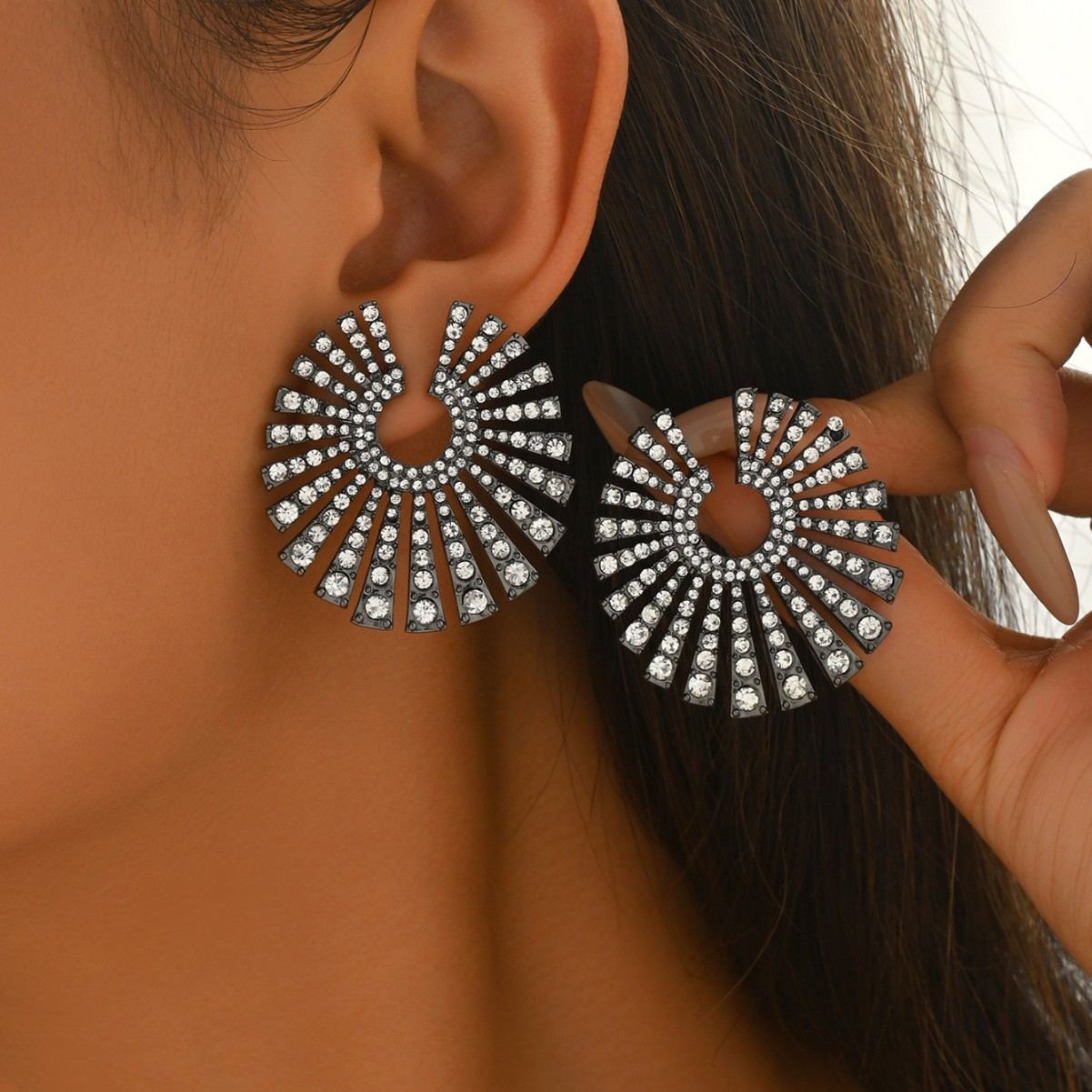 Black Silver Tone Firework Earrings, 4cm Sparkling Baguette Crystal Statement Studs, Vintage Sunburst Design, Glamorous Jewelry for Women

