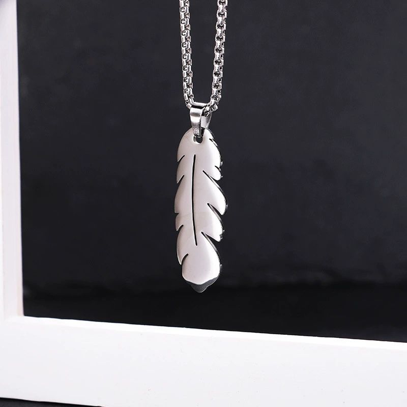 Feather titanium steel necklace, stainless steel feather pendant necklace CRRSHOP free shipping Square pearl chain 70cm