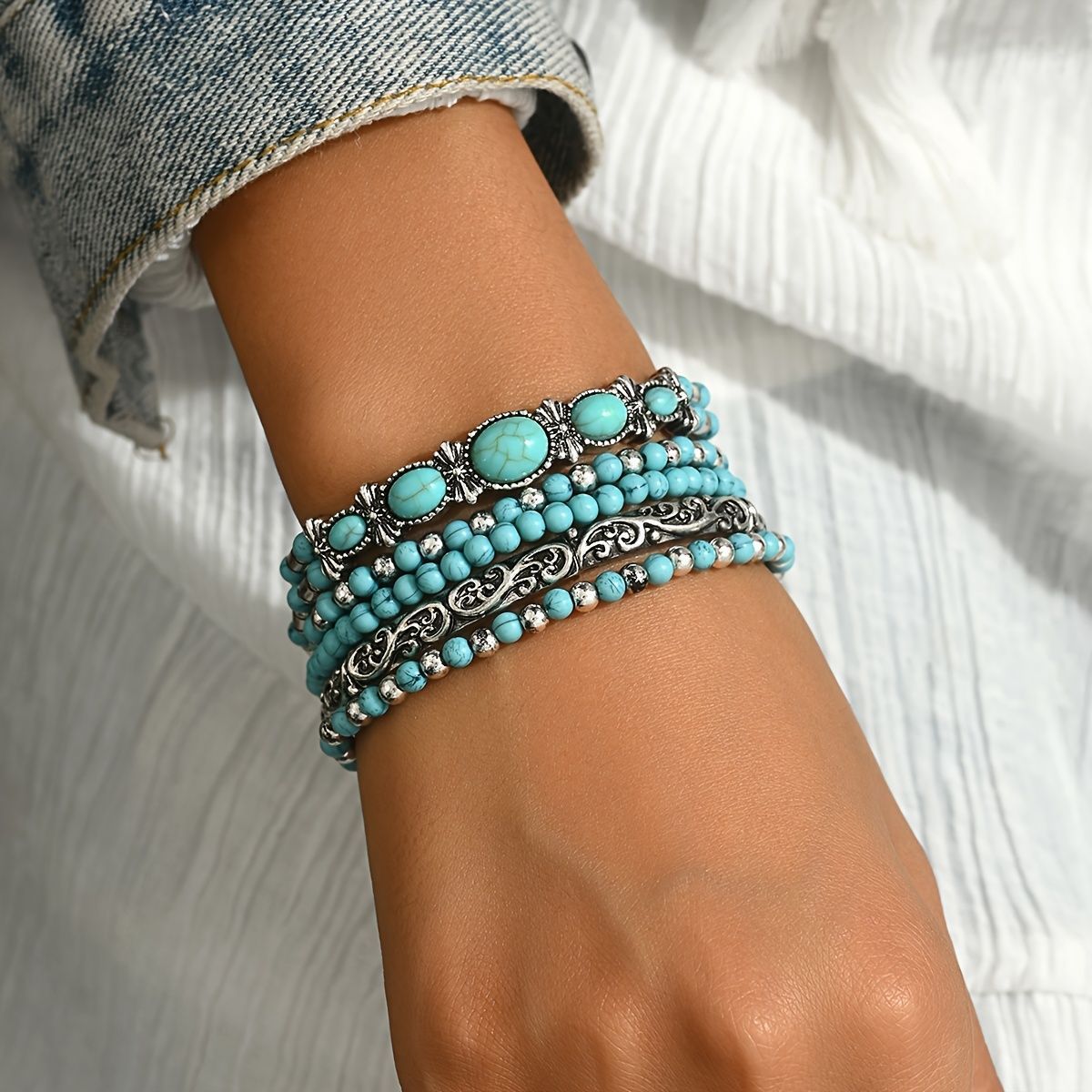 5-Piece Bohemian Turquoise Beaded Bracelet Set, Western Style Stackable Bangles with Carved Metal & Stone Accents, Vintage Inspired Jewelry for Women
