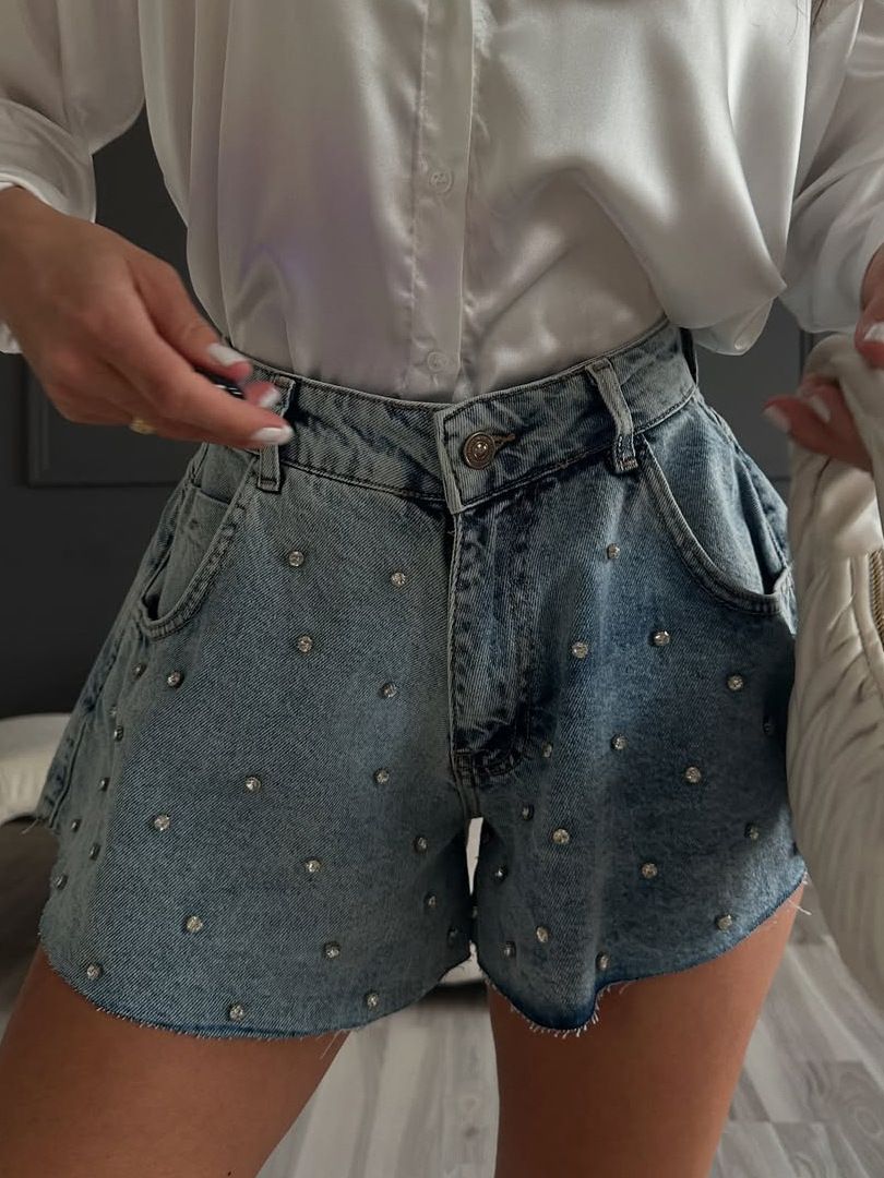 Women American Street Style High Waist Denim Shorts, Sparkly Rhinestone Embellished, Vintage Washed Distressed Frayed Hem, Loose Casual Slimming Stretch Jean Shorts for Summer Daily Party Streetwear