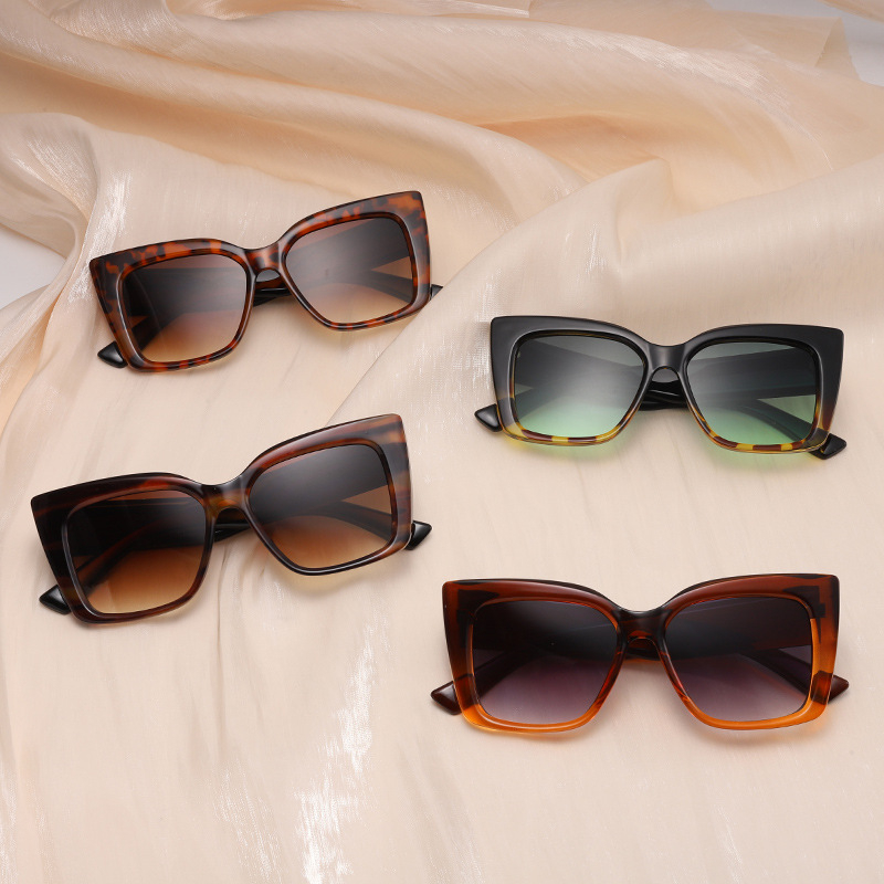 6763 Small Square V Sunglasses For Women Men Trendy Retro Fashion Driving Rectangle Sun Glasses Brand Design Male Ladies Eyewear 
