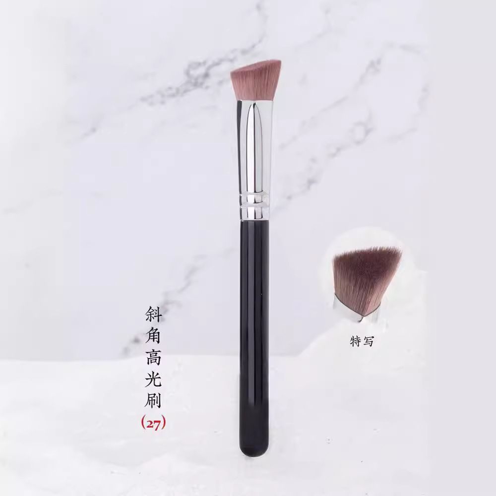 Oblique triangle iron makeup brush CP-WLG356