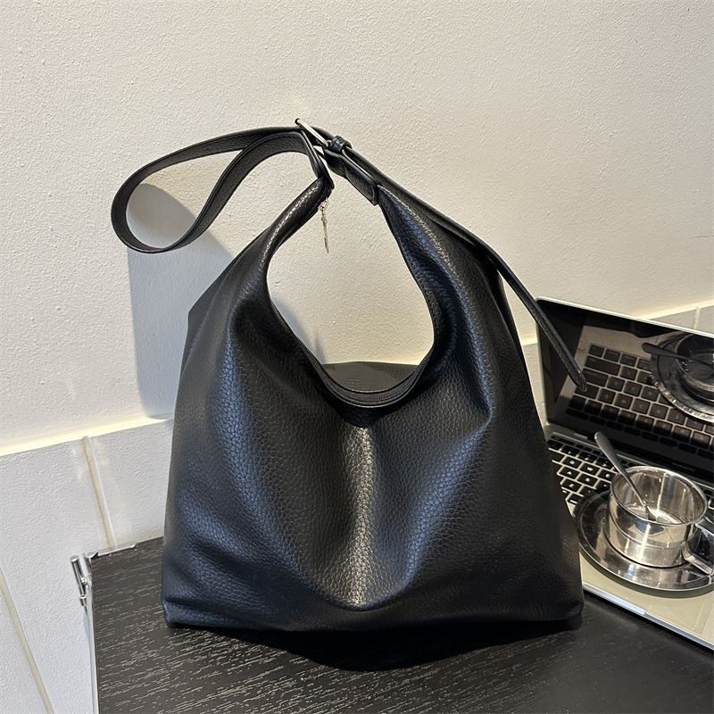 369-5397 Large capacity Tote fashion new PU portable bucket shoulder female bag