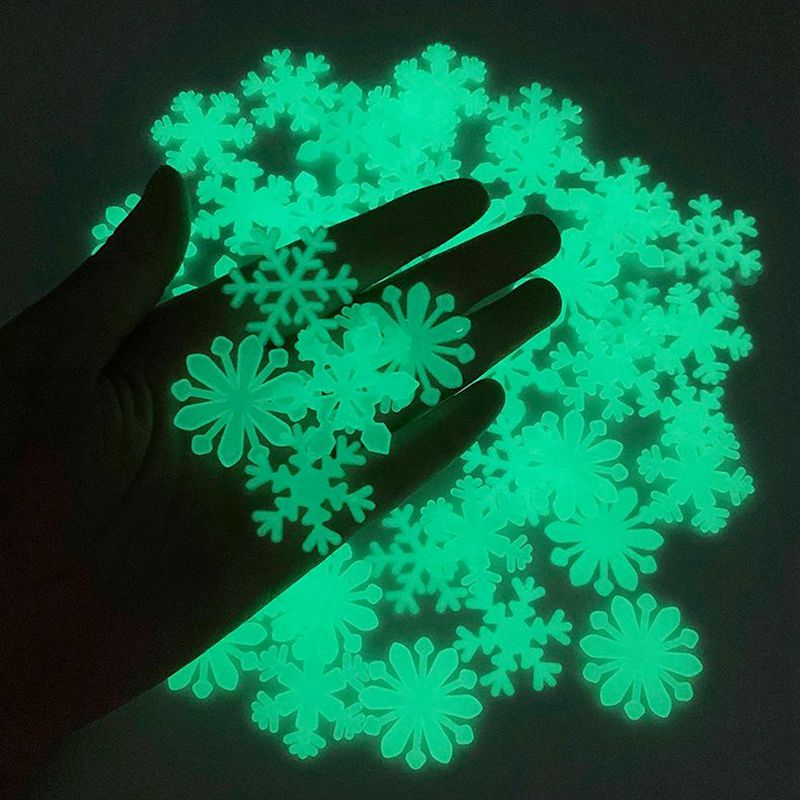AL-629967191275 50Pcs Luminous Snowflake Wall Stickers Glow In The Dark Decal for Kids Baby Rooms Bedroom Christmas Home Decoration