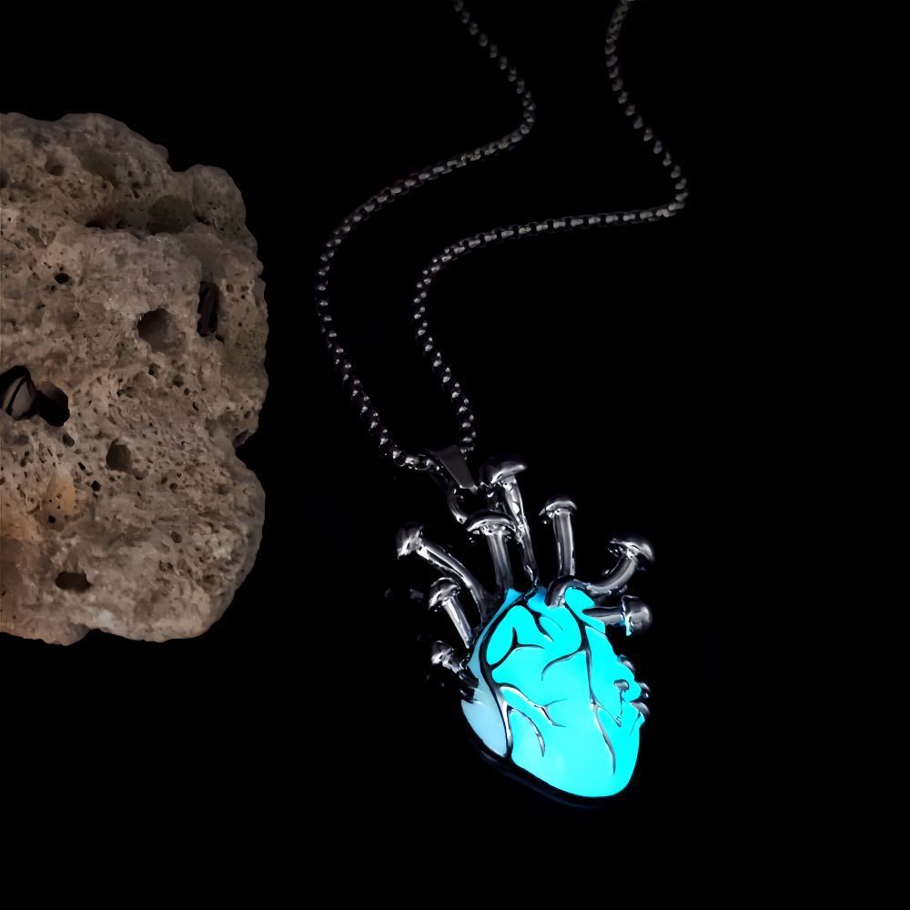 Luminous Anatomical Heart Pendant Necklace, Glow-in-the-Dark Zinc Alloy Jewelry, Stainless Steel Chain, Gothic Halloween & Hip-Hop Style Accessory for Men & Women
