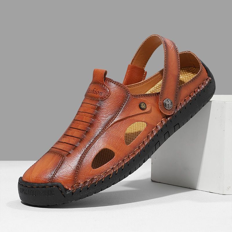 Summer New Men Closed Toe Sandals, Soft Sole Non Slip Wear Resistant Beach Slippers, Breathable Lightweight Casual Outdoor Walking Shoes, Fashion Versatile Dad Shoes for Daily Indoor Outdoor Wear