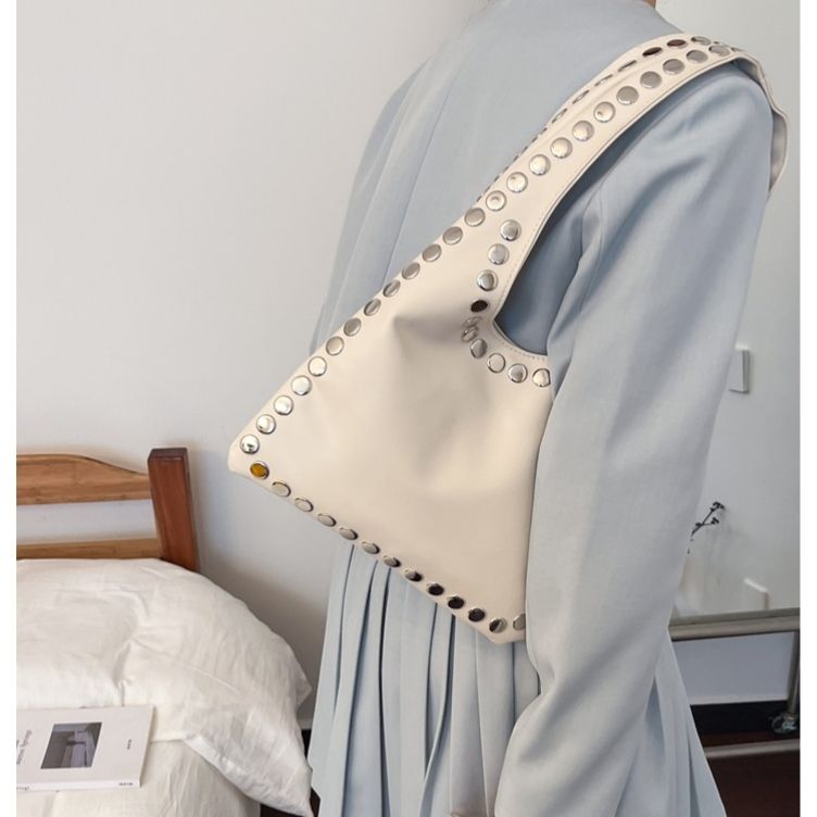 Fashion retro rivet underarm bag, single shoulder crossbody bag