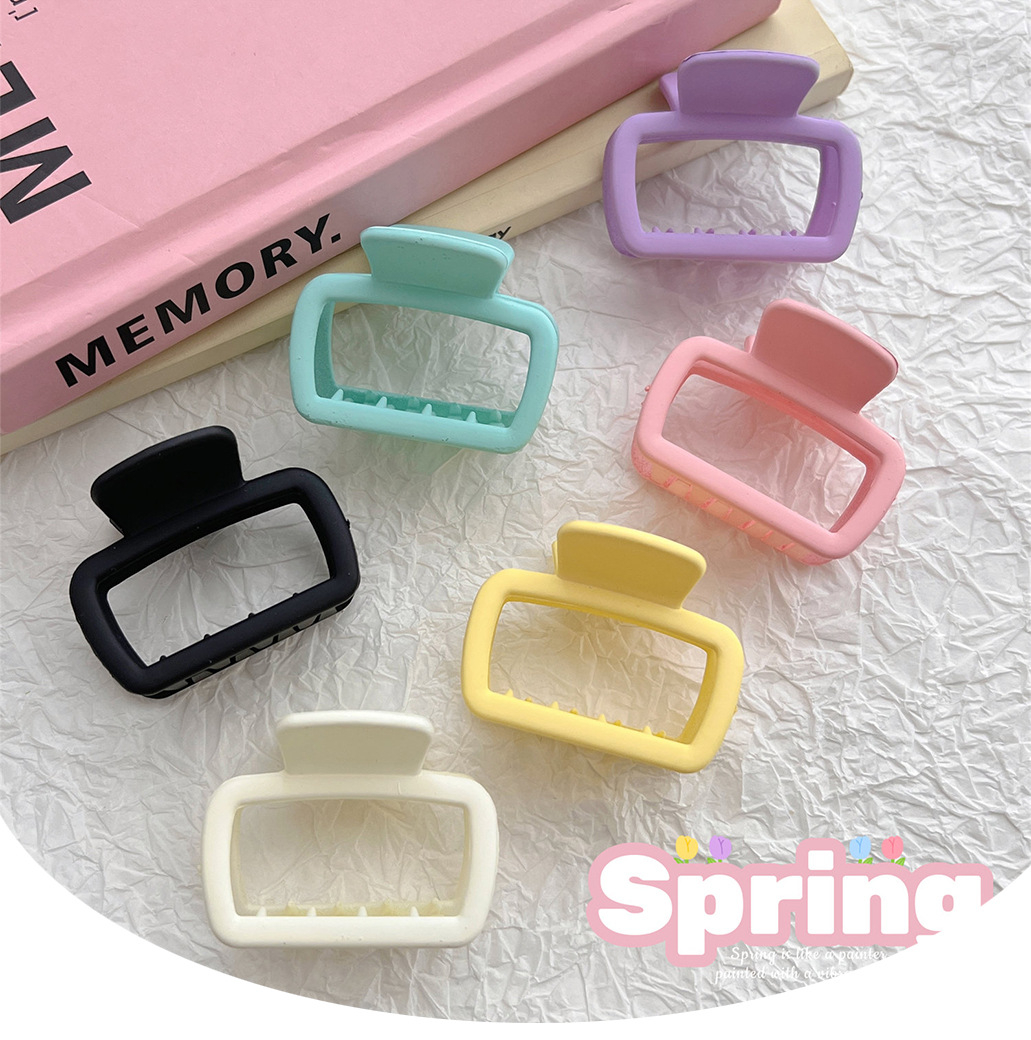 FJ1068 Women's Simple Square Small Grab Hair Clip Headpiece on the Back of the Head