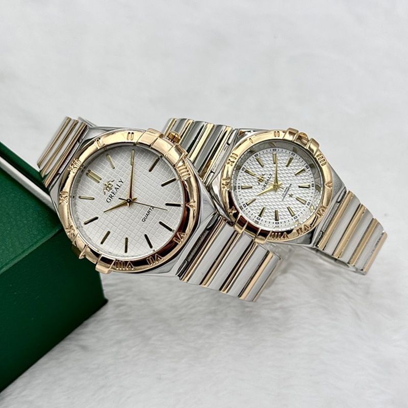 Fashion Matching Couple Quartz Watch Set for Men and Women, Minimalist His and Hers Analog Wristwatches, Daily Casual Lover Timepiece Gift for Anniversary Valentine