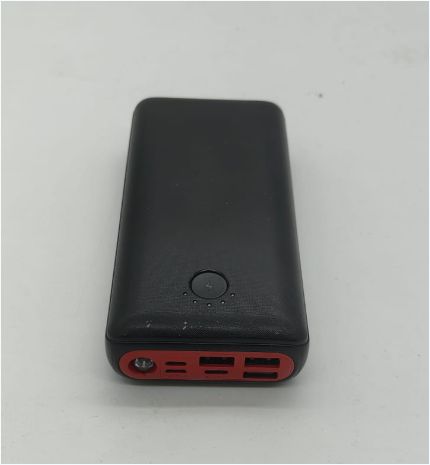 FAST CHARGING POWER BANKS
