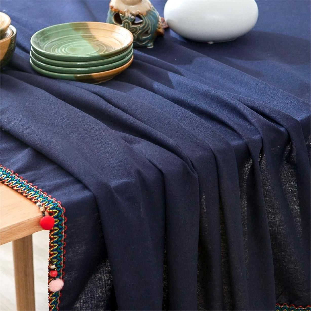 Color Ball Tassel Cotton Linen Tablecloth Household Dustproof Tablecloth