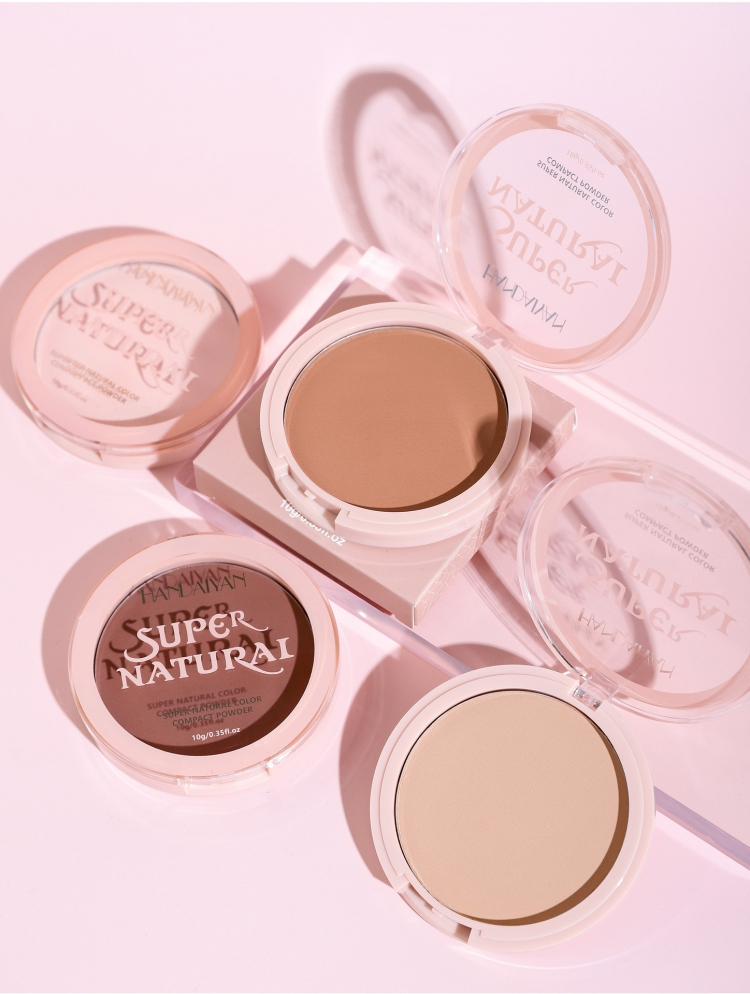 Powder female gentle and bright Powder Oil control waterproof lasting Moisture Concealer No card powder No makeup removal CRRSHOP women Waterproof, makeup setting, and not easy to fade ladies beauty care Makeup foundation present
