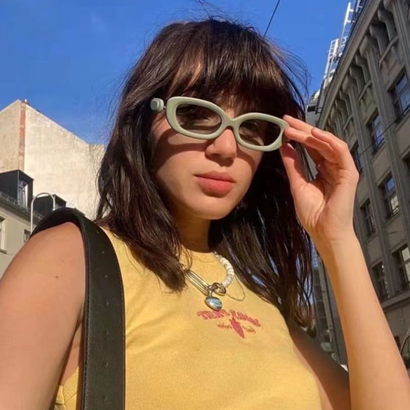 88957 Men's and Women's New Fashion Oval Small Frame Sunglasses, UV Resistant Sunglasses