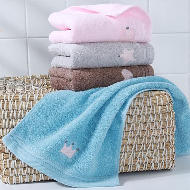 7513 Children's Embroidered Star Towel Comfort Cotton Towel