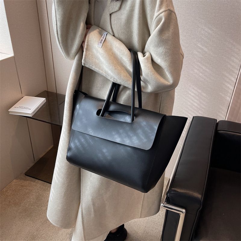 Senior sense big bag women's bag new fashion Korean version large capacity handbag retro commuter Tote bag 0440