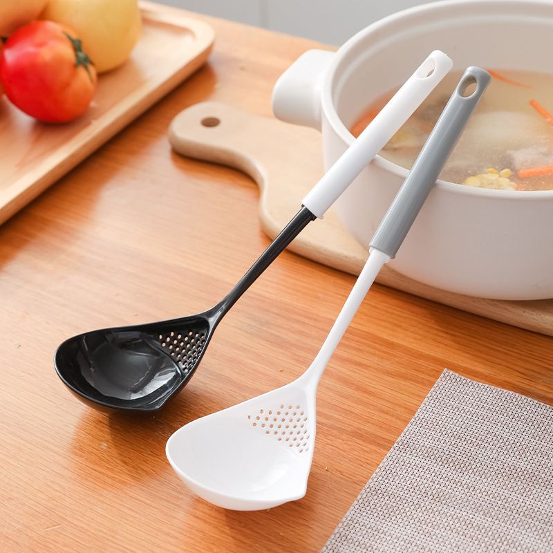 N123 New Household Food Grade Soup Spoon Long Handle Hanging Colander