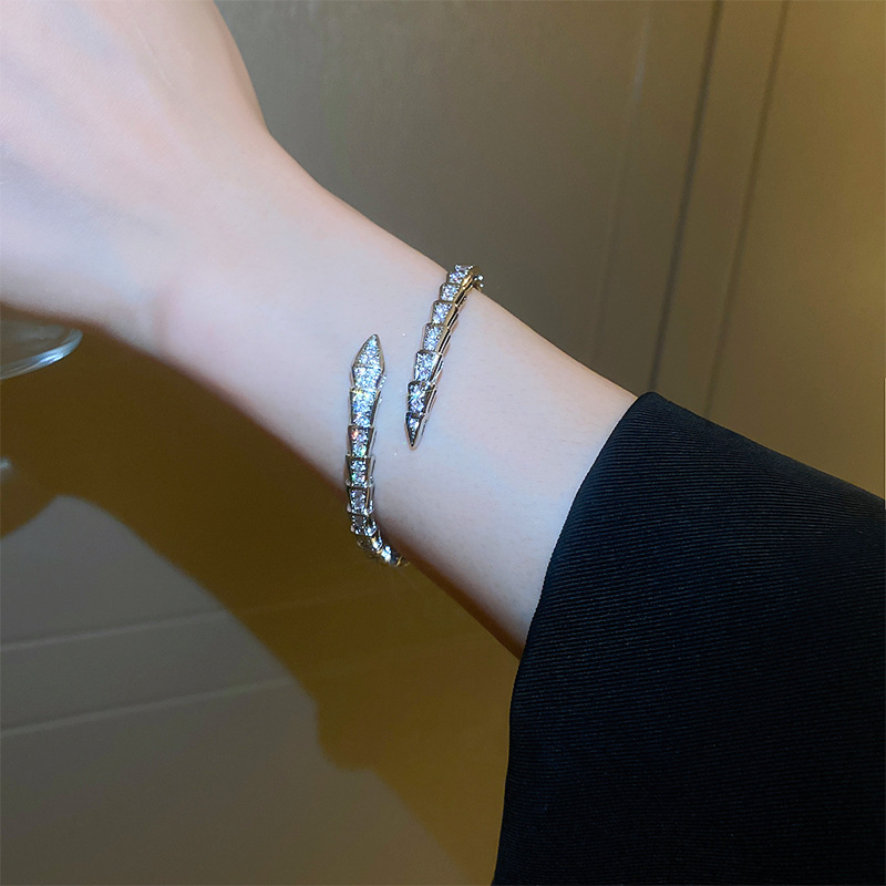 HB991 Women's Niche Fashion Zircon Serpentine Open Bracelet Delicately Set Rhinestone Bracelet