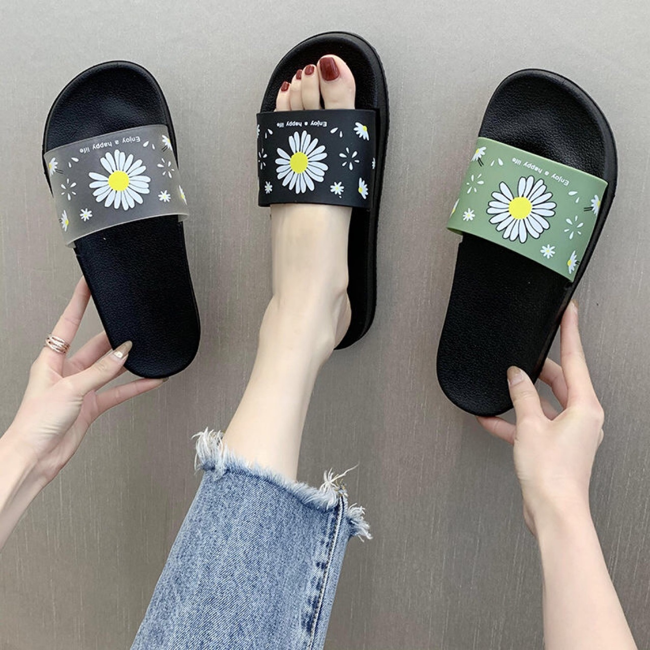 100 Women's Daisy Slippers Summer Home Sandals