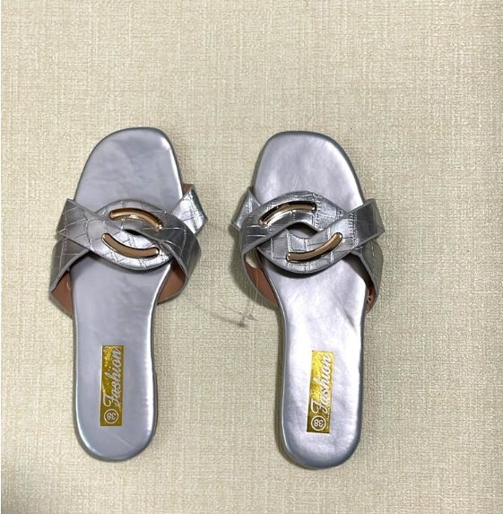 Women's Slippers Open Toe Casual Flat Sandals Beach Flip Flops  Sizeiable Summer Slippers
