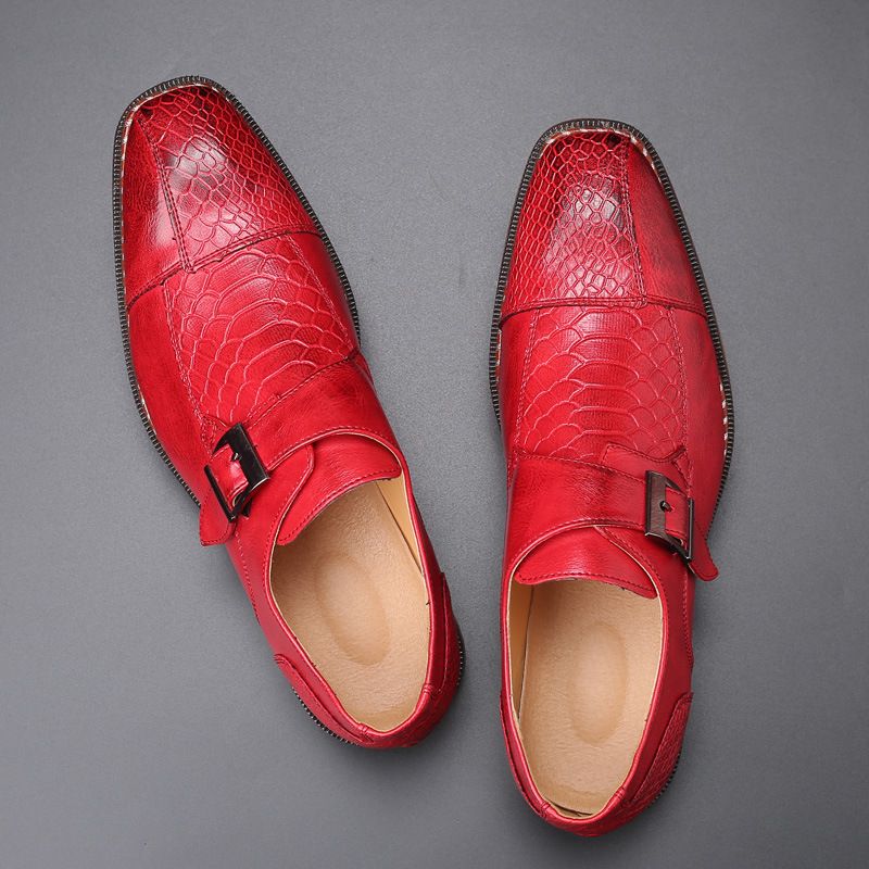Spring new business casual men's shoes: British pointed-toe leather shoes, men's belt-buckle trendy shoes, men's cross-border shoes
