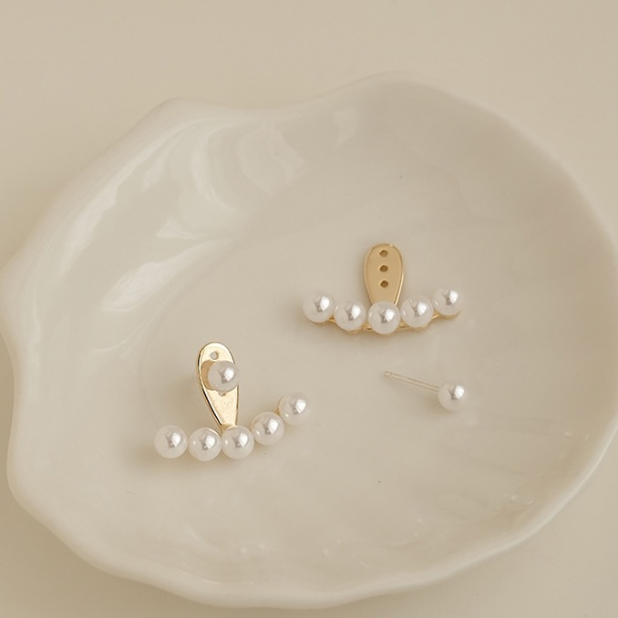 M1225 New Fashion Hoop Earrings Gold Plated Simple Pearl Earrings Elegant Temperament Women Jewelry