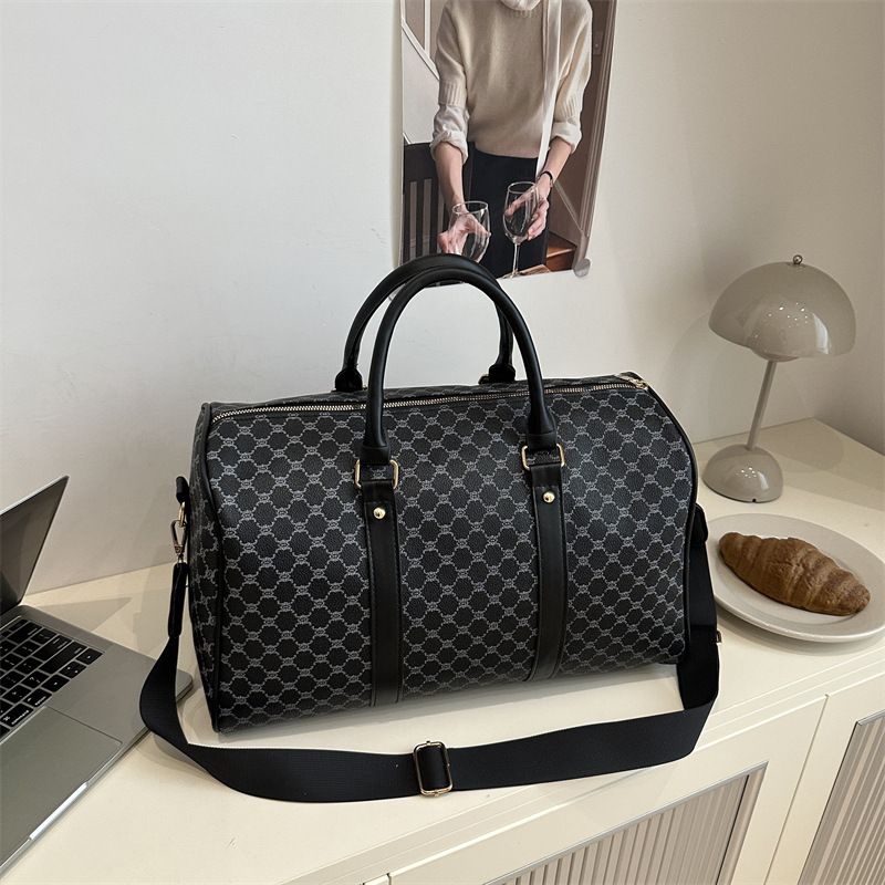 Printed Large‑Capacity Sports Fitness Bag, Portable Short‑Trip Luggage, Multi‑Functional Travel Bag, Handheld, Single‑Shoulder & Crossbody for Daily & Travel Use
