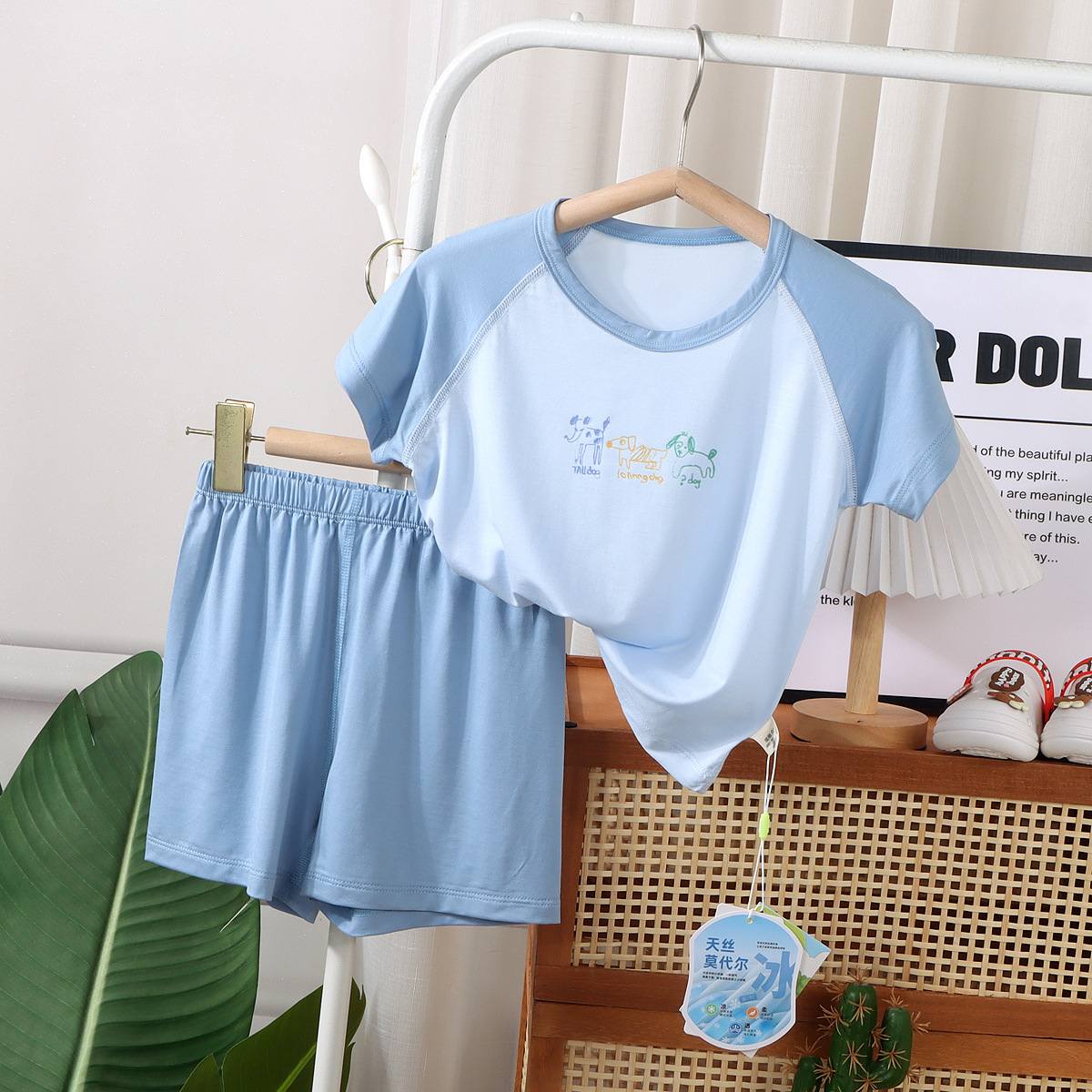 Summer children's short-sleeved suit Tencel Modal home clothes pajamas two-piece suit small fresh thin sports suit