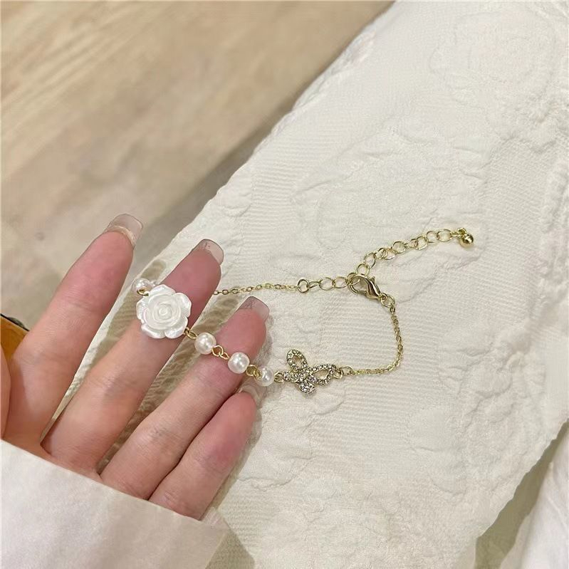 S266 Women's Vintage Camellia Pearl Bracelet Jewelry Gift