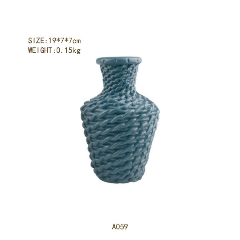 Vase ornaments living room flower arrangement American dining table modern luxury wind home TV cabinet dried flowers soft decorations plastic bottles group 5A059