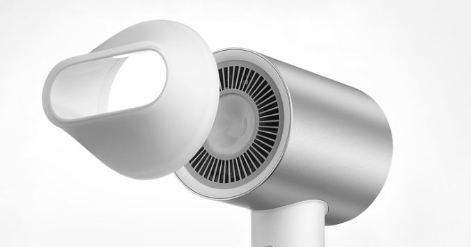 Xiaomi Water Ionic Hair Dryer H500 Deeply Moistures the Hair for Luster, Smoothness,and Hydration