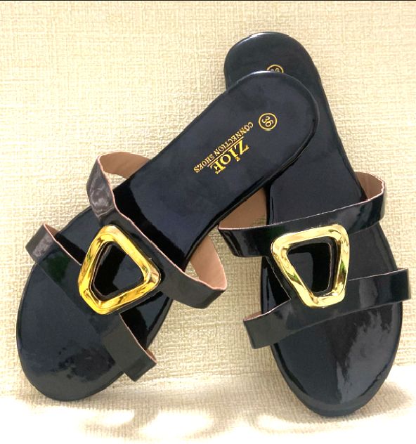 Lady Shoes Girls Fashion Flat Slides Slippers Outdoor With Meta Gold crown design Sandals Women (Slides)