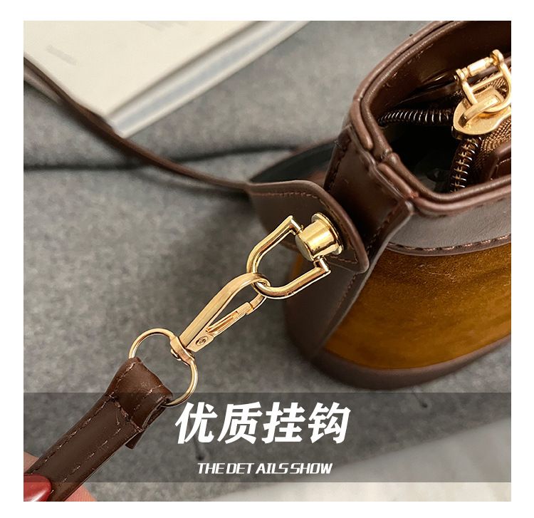 Miss DG 2025 new retro leopard print bag casual shoulder messenger bag