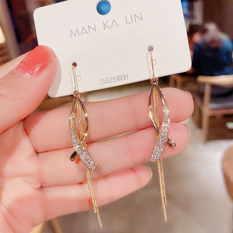 M1216 Fashion Women Ear Jewelry Earring for Party Girls Long Tassel Crisscross Micro Pave Crystal Diamond Earrings Rhinestone