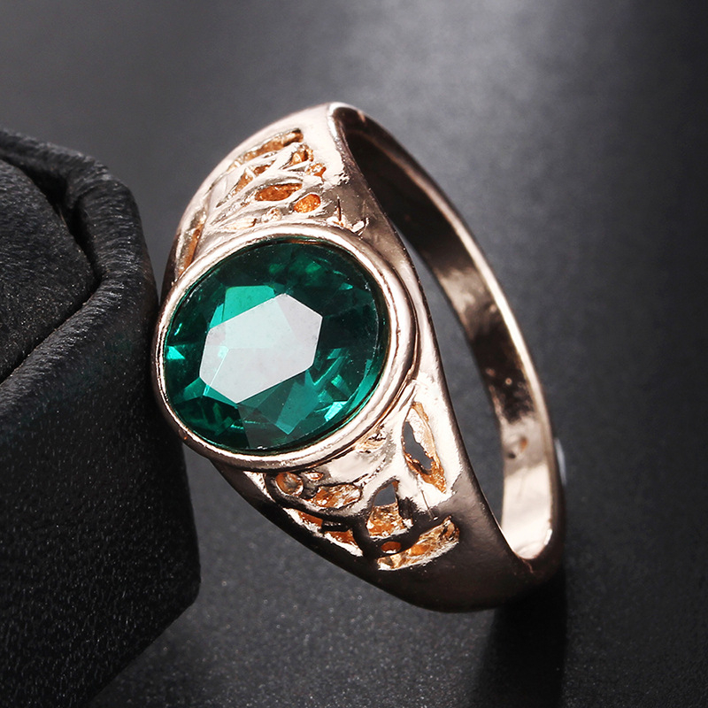 G17 Mens Gold Plated Green Oval Zircon Decor Ring