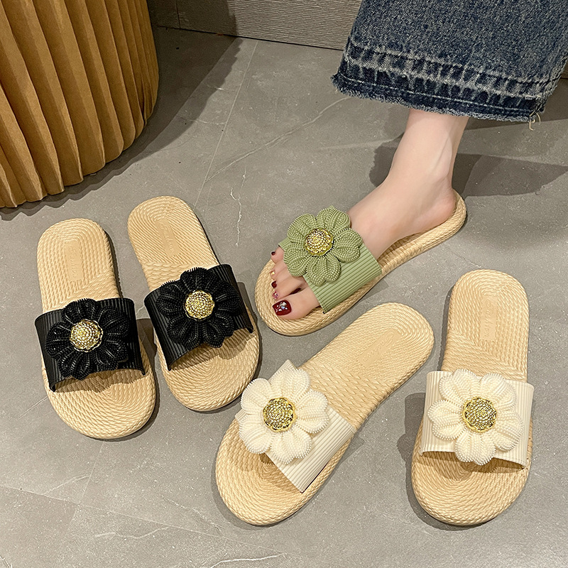 Women Cute Flowers Slippers Outdoor Non-slip Beach Sandals
