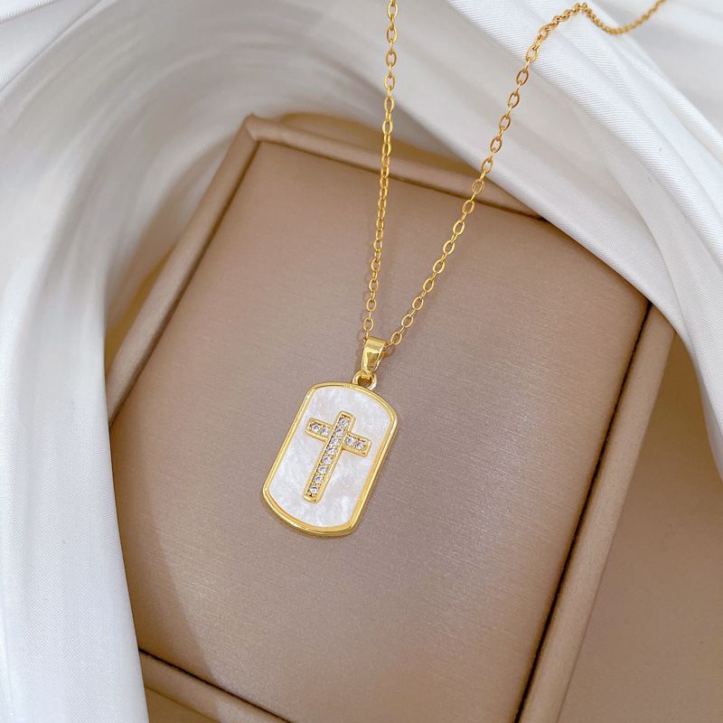 Women Titanium Steel Shell Inlay Cross Dog‑Tag Pendant Clavicle Necklace, Micro‑Paved Zircon Gold Plated Charm Necklace, Minimalist Light‑Luxury Fashion Neck Jewelry, Adjustable 40+5cm Chain, Versatile Daily Casual Party Accessory Gift for Ladies
