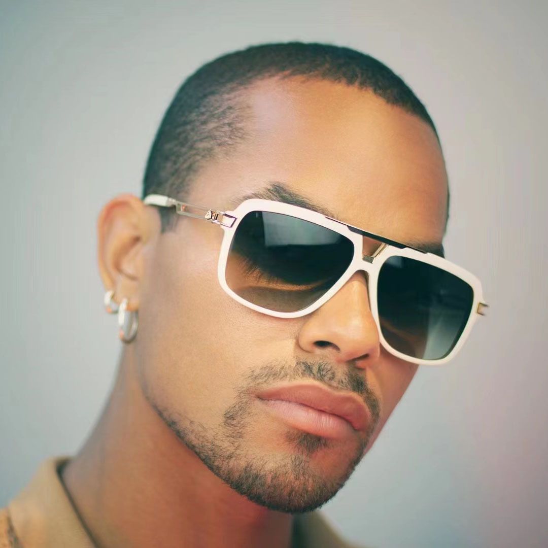 025 New Fashion Sunglasses Driving Men Sunglasses Hip Hop Cyberpunk Glasses