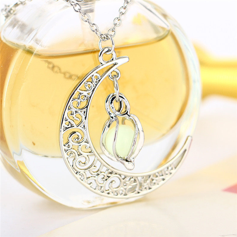 Luminous Enchanted Moonstone Necklace, Hollow Luminous Moon Whirlwind Rotating Bead Necklace Magical Fantasy Fairy Glowing Necklace for Women Girls