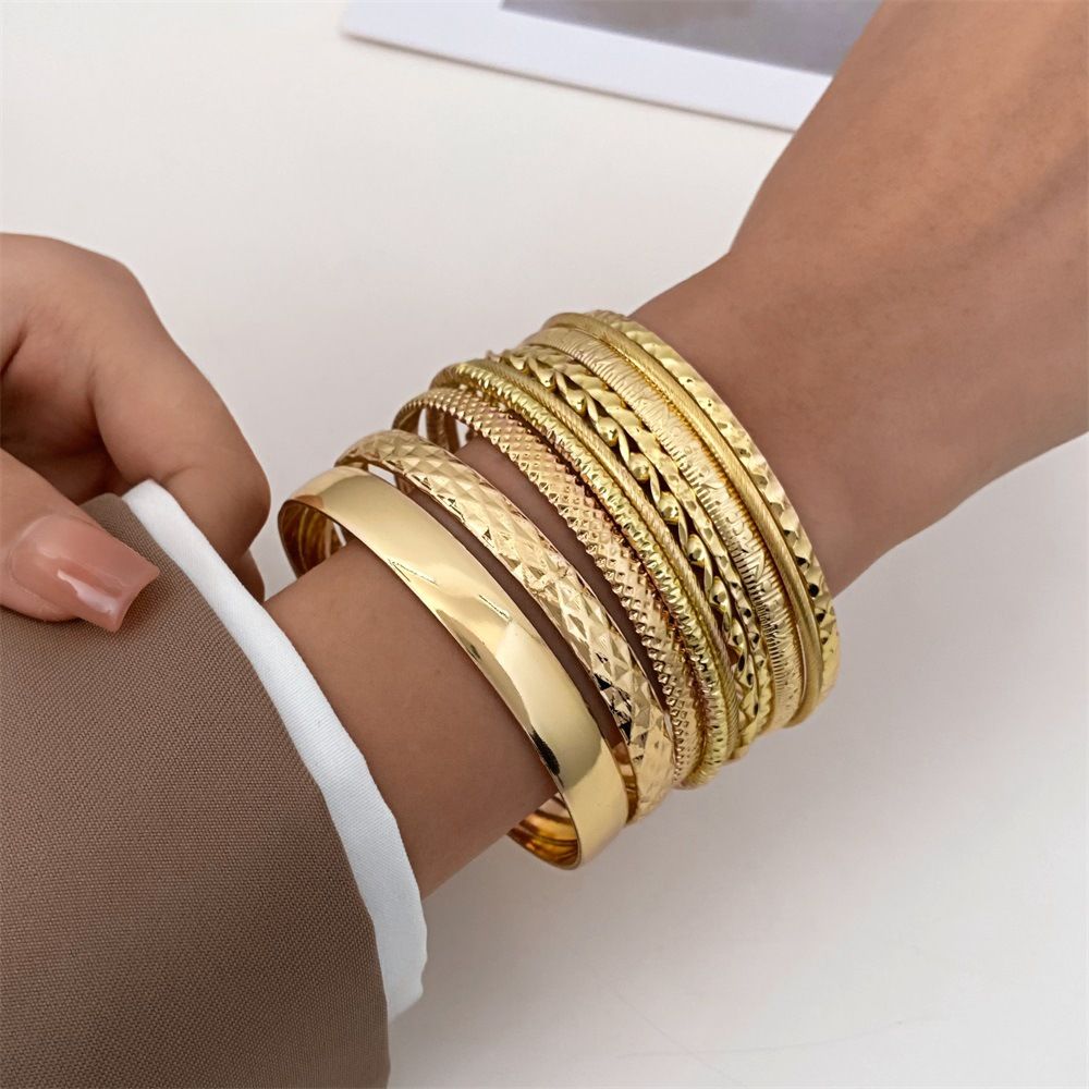 ali-695585136390 Women's Vintage Wide Face Bracelet Set Gold Glossy Bracelet
