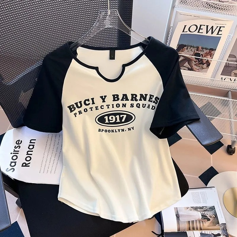 AM2023109 Women's Fake Two Short-Sleeved T-Shirts are Loose and Thin Undershirts