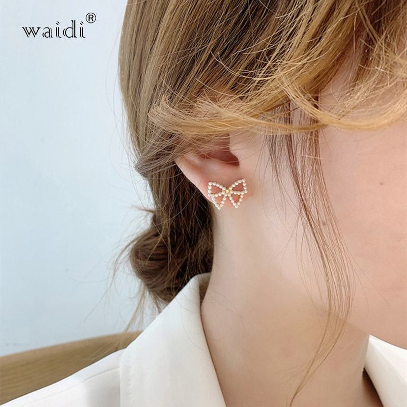 Waidi Bowknot Earring No Hole Ear Clips Beautiful Pearl Bow Clip On Earring Without Piercing Minimalist Earrings Jewelry CE0968
