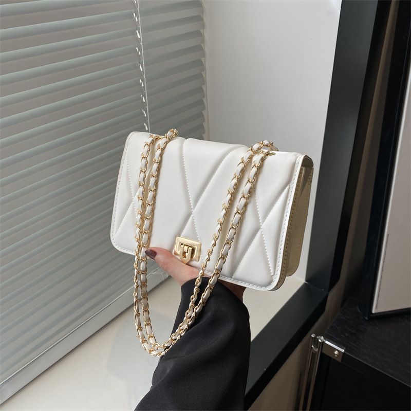 2024 new style fashion simple pure color retro trend embroidered thread chain female bag small square bag shoulder bag FM6048