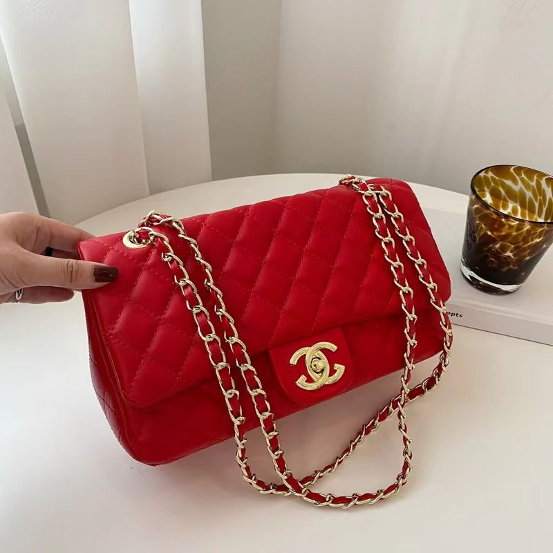 Trendy Fashionable New Handbags 2024 Quilted Lattice Light Lady Chain Bags Shoulder Lady Fashion Design Purses For Women